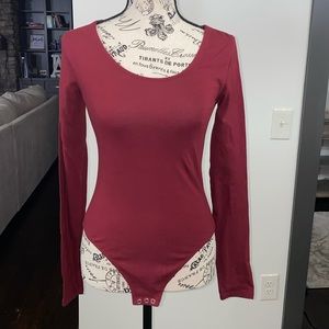 Maurices long sleeve maroon bodysuit, never worn, small